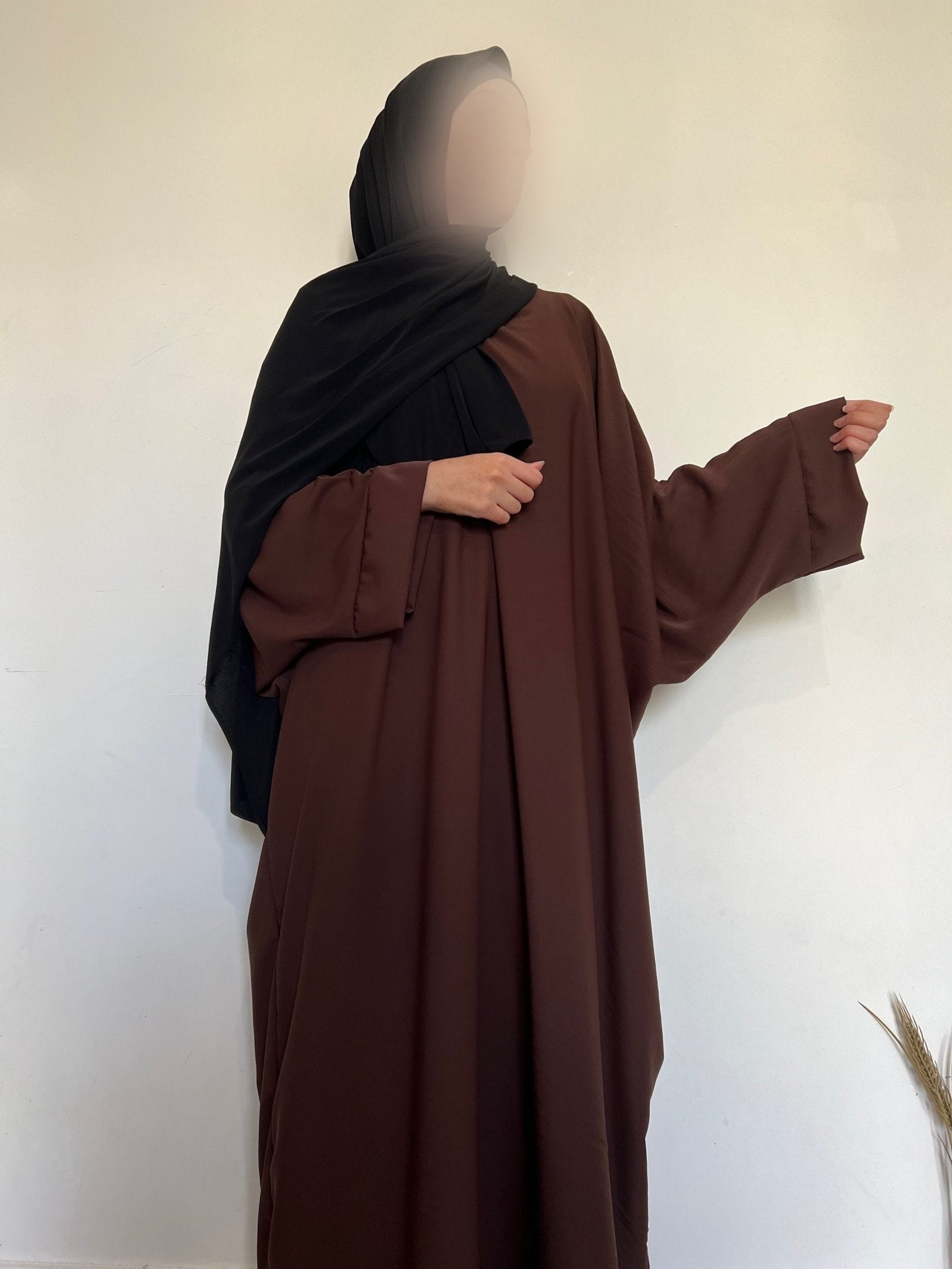 Abaya Firdaws sdm - Marron foncé image