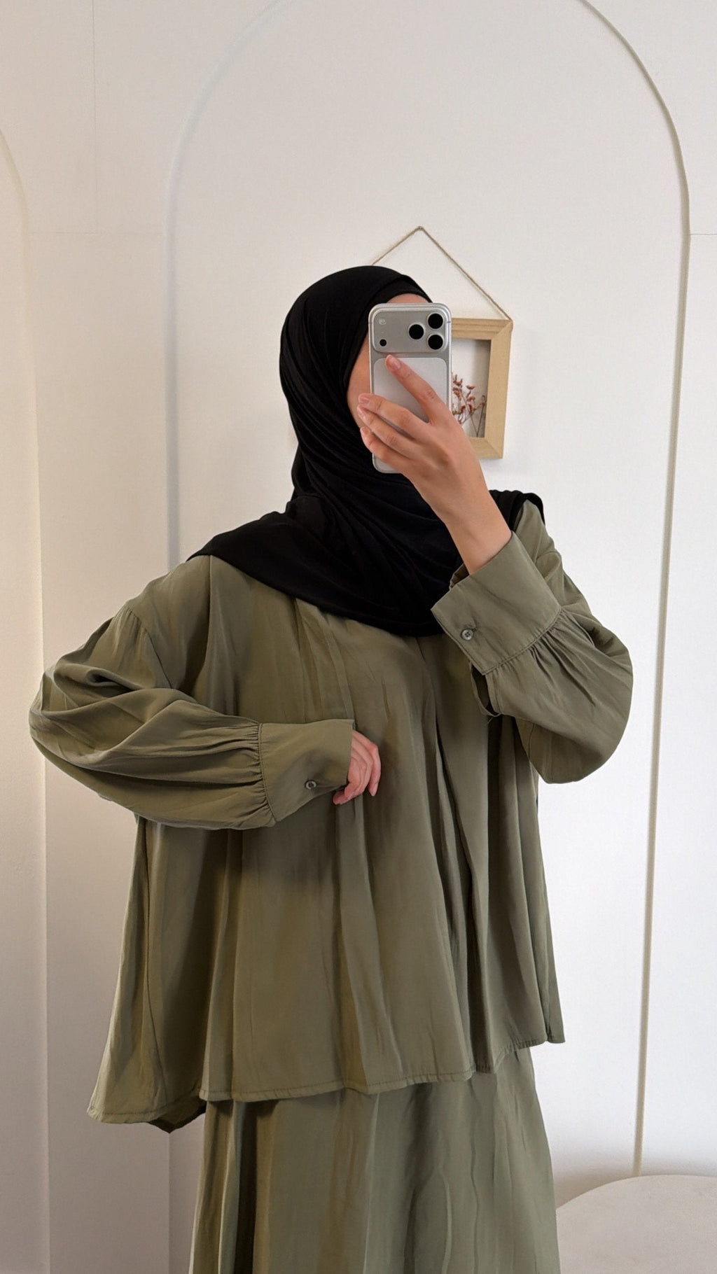 Haut Alaïa - kaki image